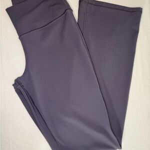 Athleta Transcend Slim Pant Dusty Purple Bootcut Activewear Womens Size Large